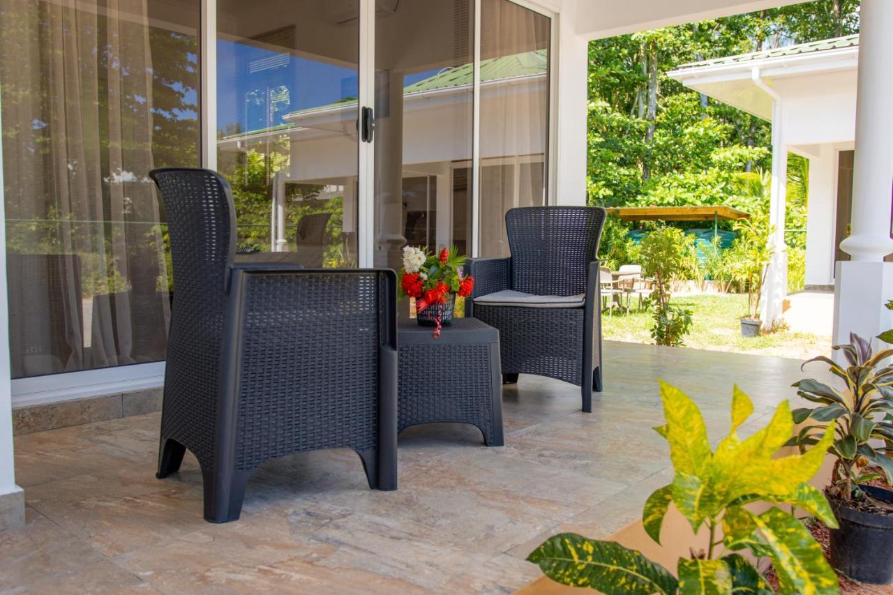 Macmillan'S Holiday Villas Grand Anse  ภายนอก รูปภาพ